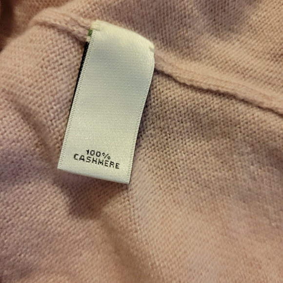 Cashmere Sweater - Picture 4 of 4